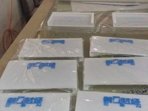 上海亚克力制品加工与喷绘招牌应用