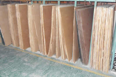 揭秘高性能亚克力材料 进口PMMA板的透明度、耐温性与应用选择